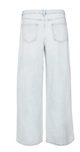 Load image into Gallery viewer, Annet MR Wide Jeans - Light Blue Denim
