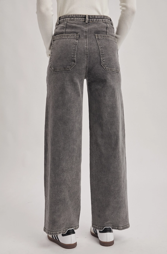 High-Rise Seamed Pocket Straight Leg Jeans