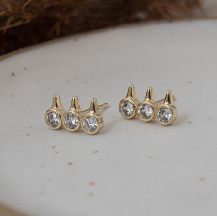 Temptress Studs