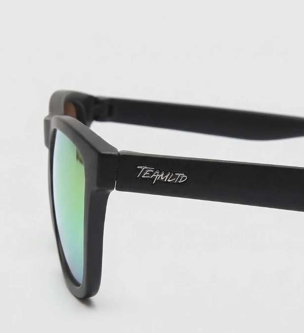 Boardwalk Shades