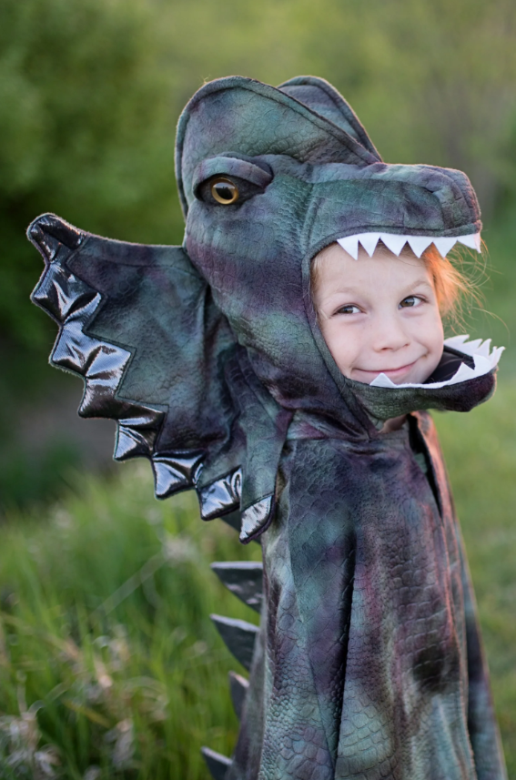 Grandasaurus Dilophosaurus Cape w/ Claws