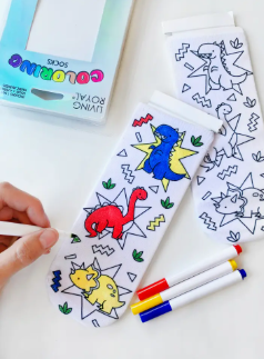 Coloring Socks