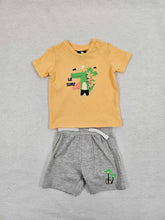 Load image into Gallery viewer, Set 2 Piece Top Tshirt &amp; Short With Print Jersey
