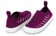 Load image into Gallery viewer, Children&#39;s Breeze Slip On Shoes
