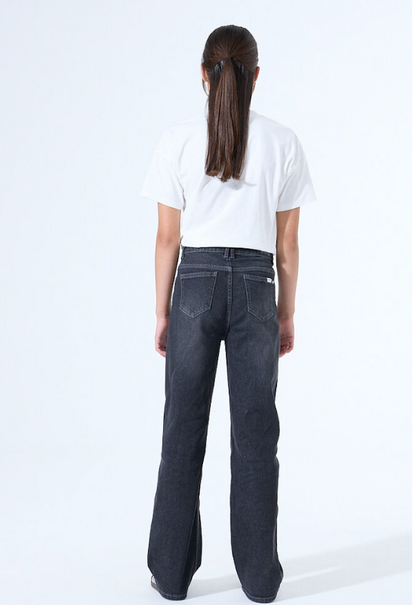 Ilvy Straight Leg High Waist Jeans