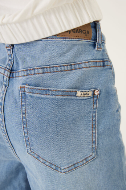 Annemay 551 Light Wash Wide Jeans
