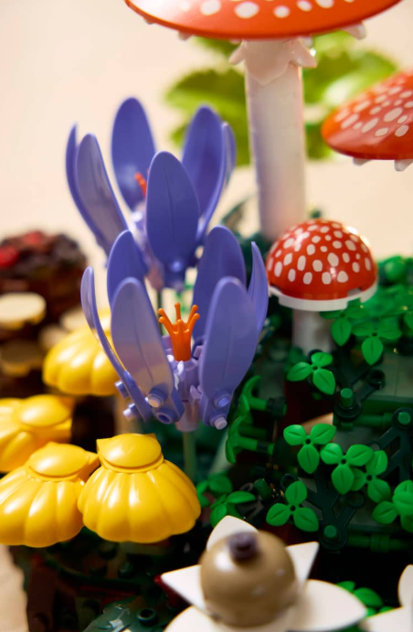 LEGO Woodland Mushrooms