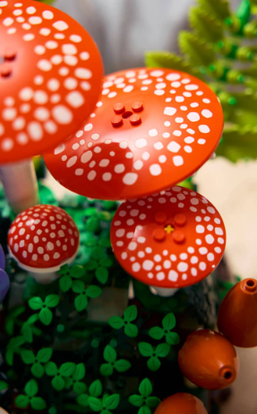 LEGO Woodland Mushrooms