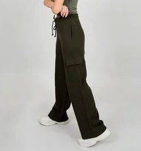 Load image into Gallery viewer, Willa Wide Leg Pant
