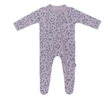 Load image into Gallery viewer, Zippered Footie In Taro Leopard
