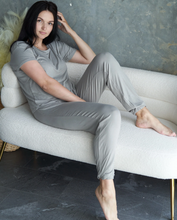 Load image into Gallery viewer, Women&#39;s Bamboo Short Sleeve Loungewear Set (Pigeon)
