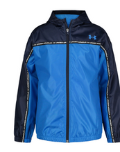 Load image into Gallery viewer, UA Wintuck Taped Windbreaker
