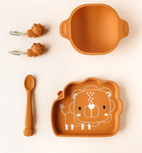 Load image into Gallery viewer, LouLou Lollipop Silicone Suction Snack Plate Lion
