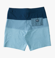 Load image into Gallery viewer, Billabong Youth Tribong Lo Tide Boardshorts
